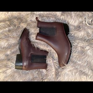 Ankle boots